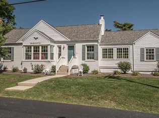 10001 Lakeside Dr, Saint Louis, MO 63123