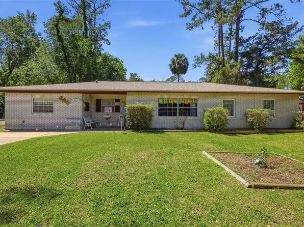 601 N Peach St, Bunnell, FL 32110