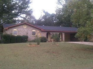 250 Castlegate Cir, Carrollton, GA 30116