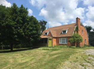 2426 Nicholson Rd, Sewickley, PA 15143