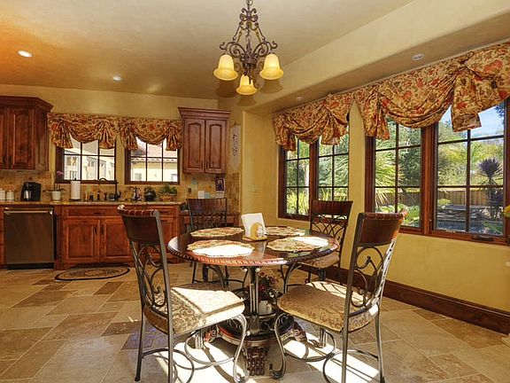 4th image of 14650 Horseshoe Dr