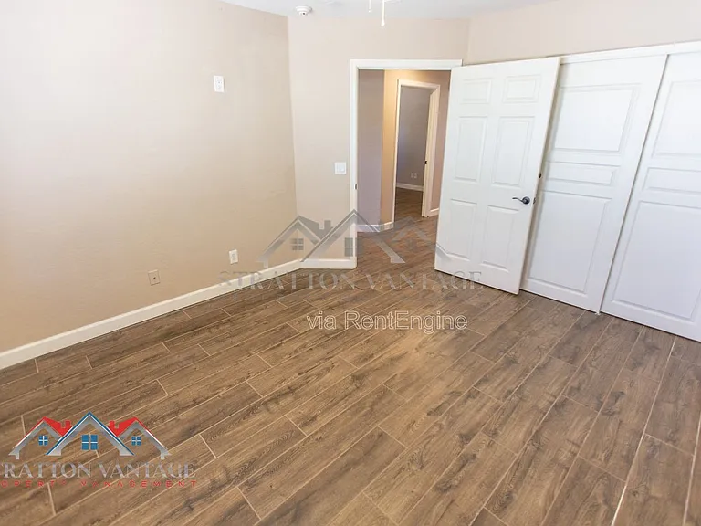 38414 N 12th St — Photo 33