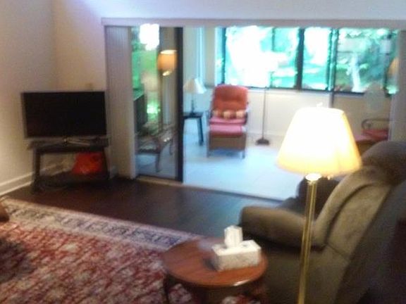 5th image of 7206 Oak Moss Dr