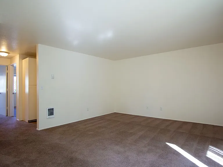 147A - Park Place Apartments — Photo 6