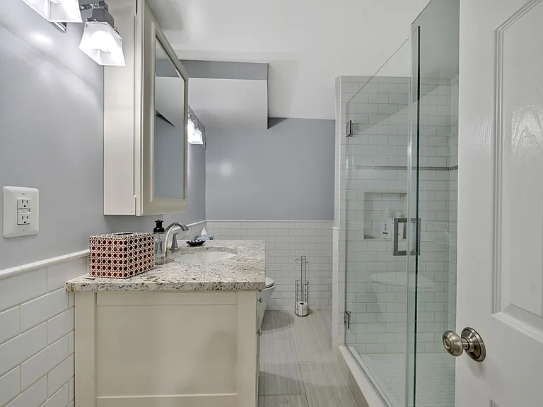 6907 Bradley Blvd — Photo 125