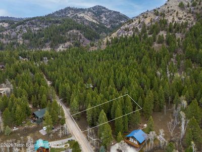 72 Redwood Rd, Thayne, WY, 83127