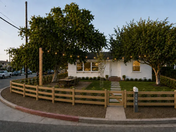 2698 Redlands Dr, Costa Mesa, CA 92627
