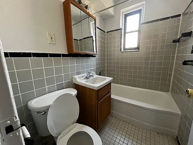 20-51 Elk Dr #17B — Photo 6