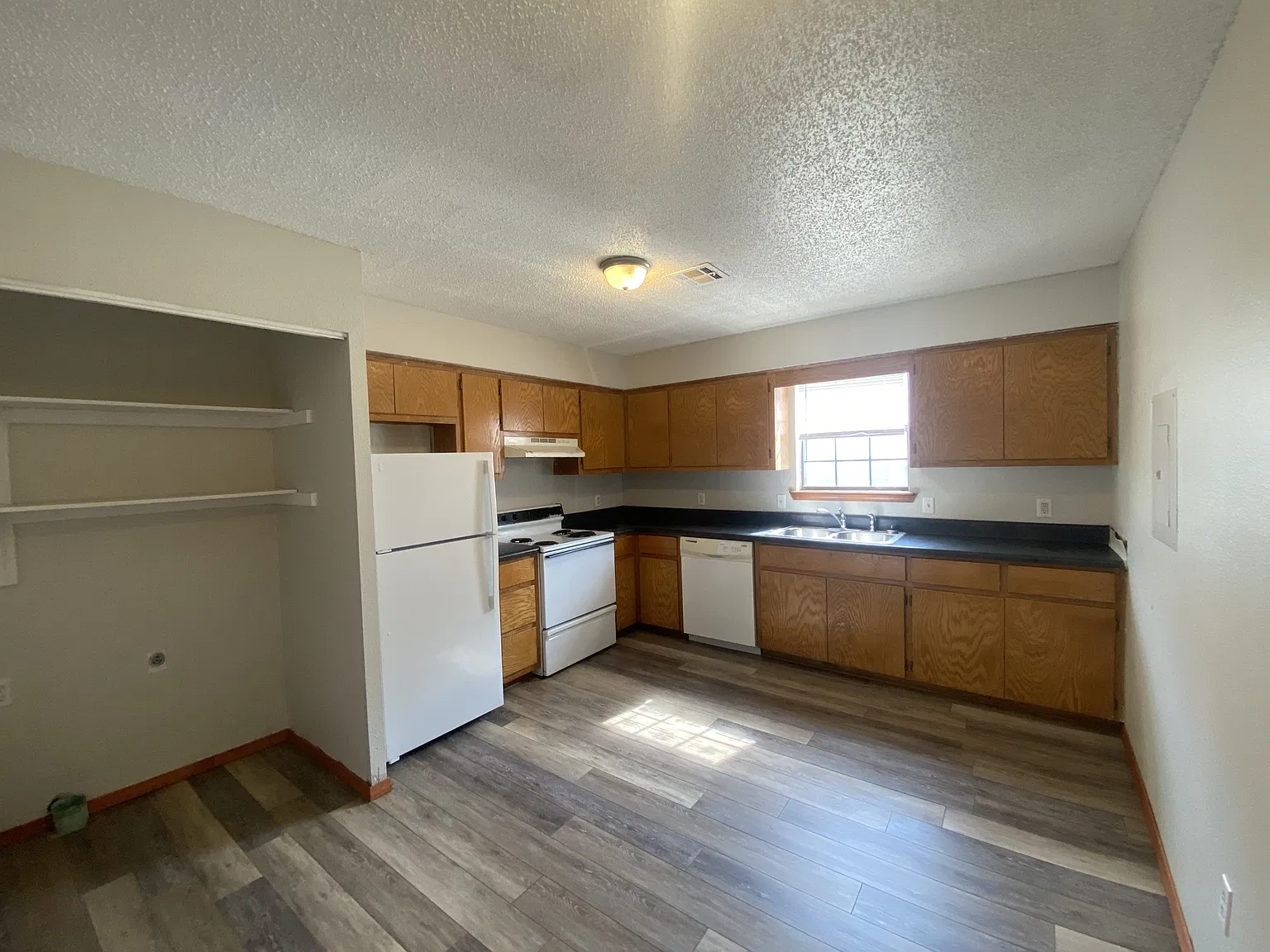 Serenity Heights Apartments - C3 — Photo 4