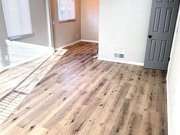 2nd image of 3640 Douglas Rd APT 2