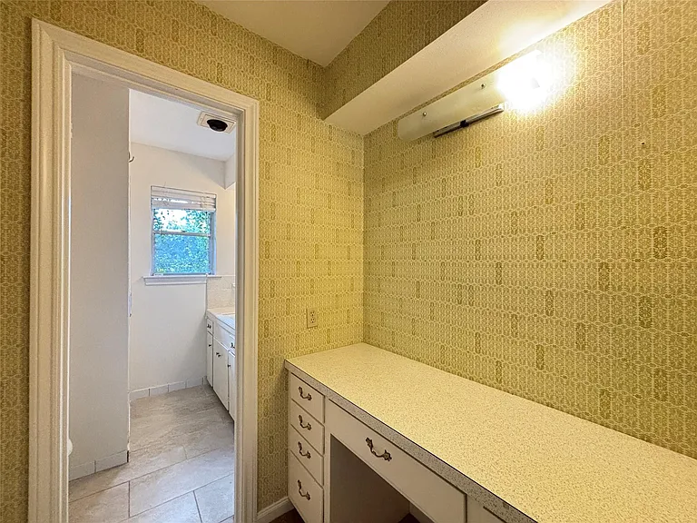 12342 Barryknoll Ln — Photo 16