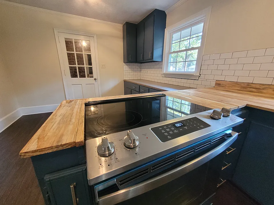 305 Vance Rd