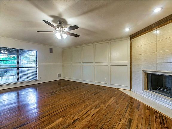 4th image of 220 Rockcrest Dr