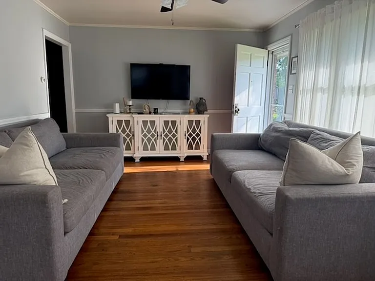 1216 Murray St — Photo 3