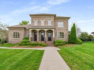 9238 Carrisbrook Ln, Brentwood, TN 37027