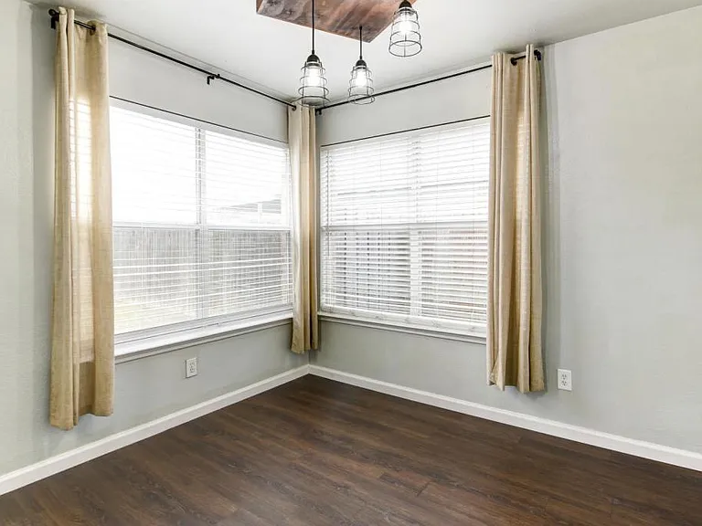8609 Muir Dr — Photo 12