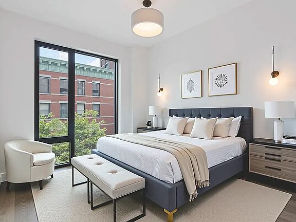 3rd image of 280 W 132nd St #204