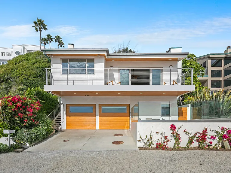 31671 Sea Level Dr — Photo 1