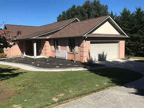 2nd image of 205 Manchester Dr