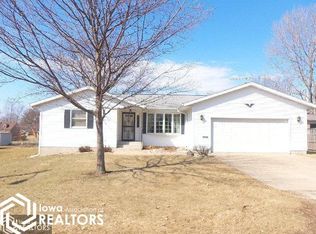 2115 S 15th St #TOWNHOUSE, Burlington, IA 52601