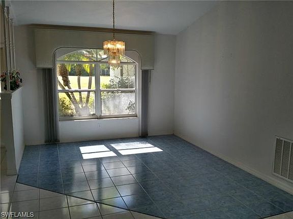 4th image of 513 SE 17th St