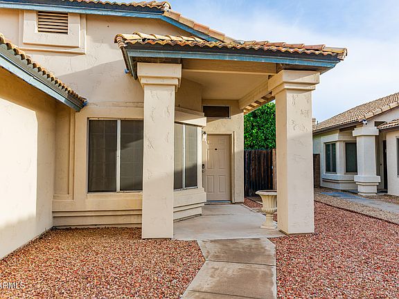 2nd image of 4261 E ROSEMONTE Drive