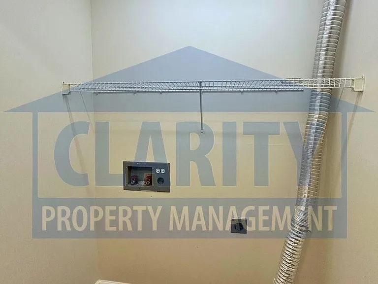 7812 Avalon Acres Ct — Photo 13