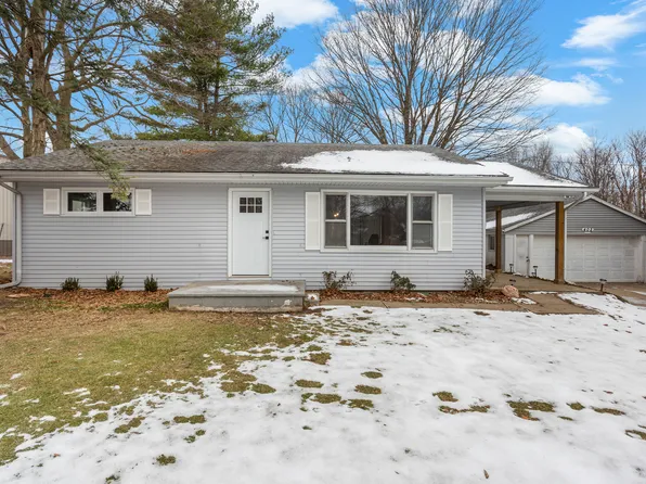 402 S Washington St, Saybrook, IL 61770