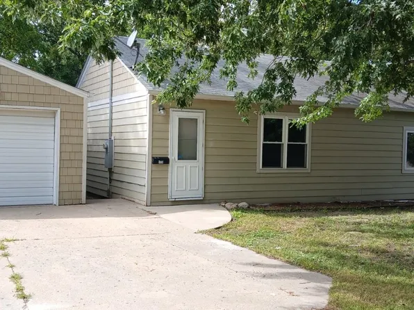 2000 Boston Ave, Spirit Lake, IA 51360