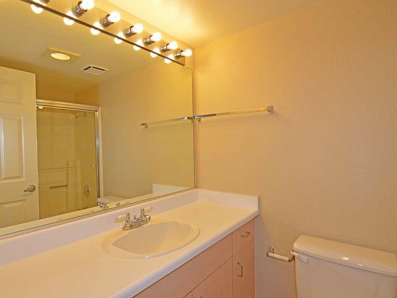 5th image of 1270 Cleveland Ave #126