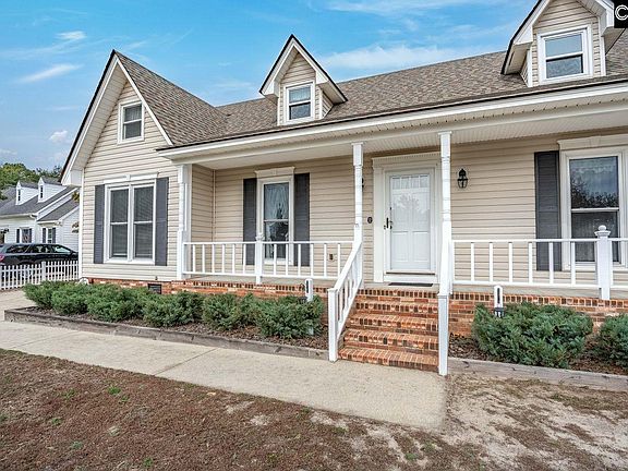 3rd image of 201 Lake Shire Dr