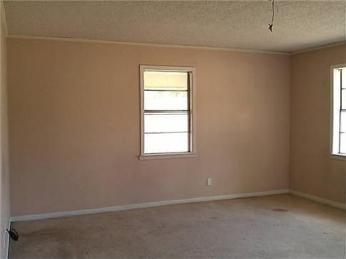 2nd image of 1305 Goodwin St