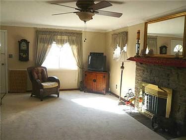 2nd image of 501 Cornell Avenue Ext