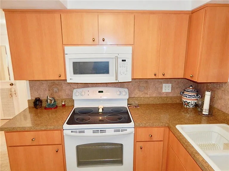 4750 Gaslight Ave — Photo 3