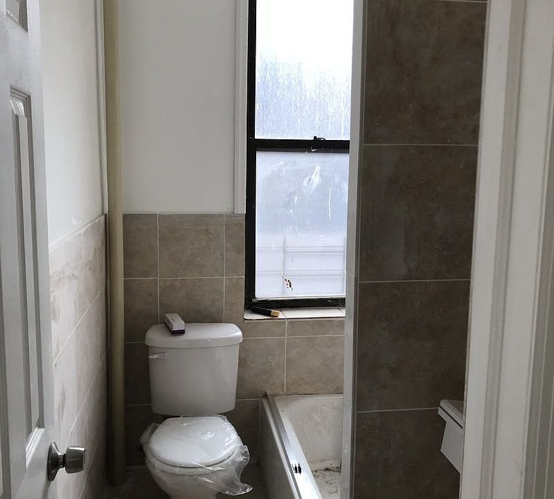 2nd image of 1201 Avenue K APT 3D