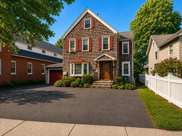 53 Main Street, Lloyd, NY 12528
