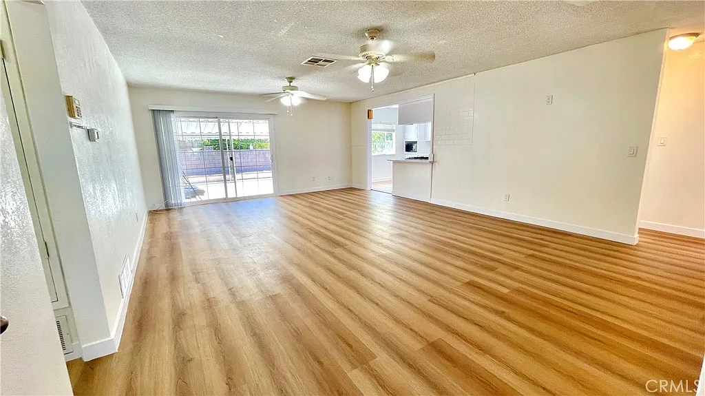 4 bed, 1424 sqft, $4,500 — Photo 4