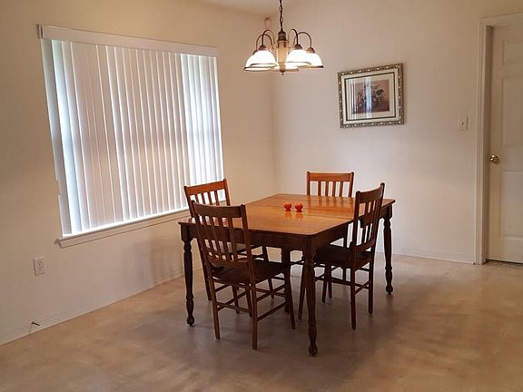 4th image of 1349 Ashford Dr
