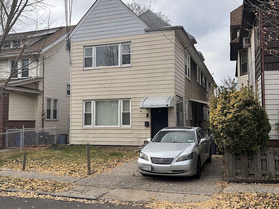 1st image of 256 Sharpe Avenue