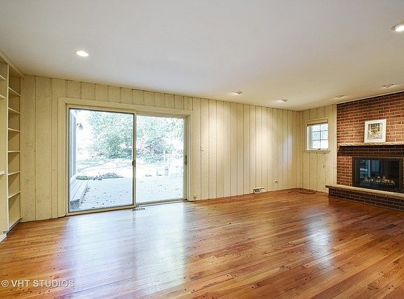 5th image of 750 S Harvard Ct
