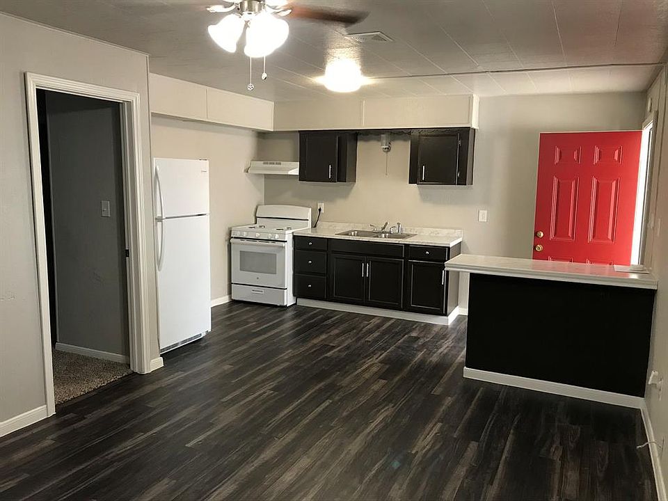 1st image of 1020 N Main St #10
