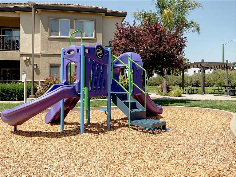Wolf Ranch Condominium Rentals — Photo 25