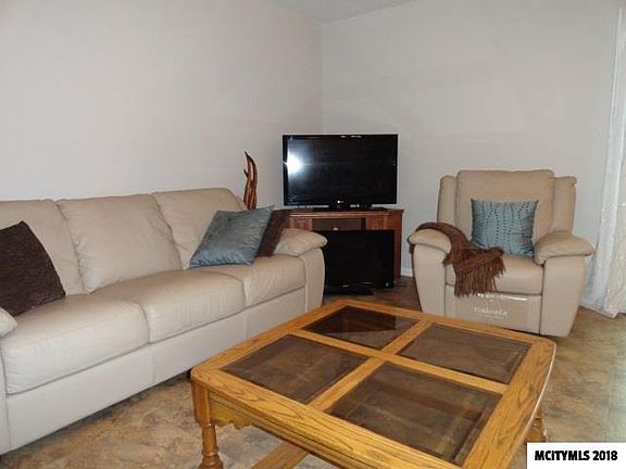 5th image of 667 Briarstone Dr APT 8