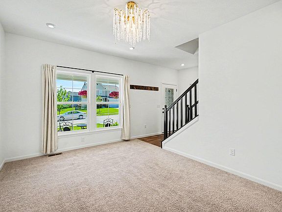 3rd image of 12129 Ambruzzi Dr
