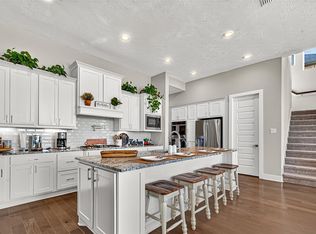 205 Lakehouse Landing Dr, Katy, TX 77493