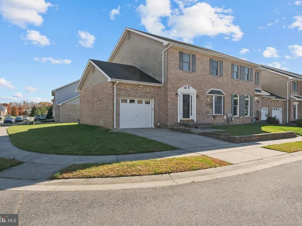 106 Marble House Dr, Bear, DE 19701