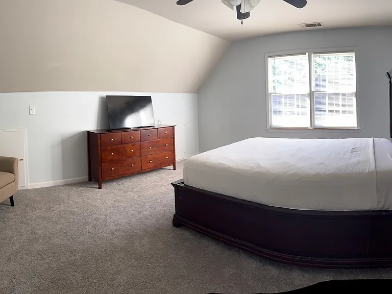 526 Matthew Dr — Photo 9