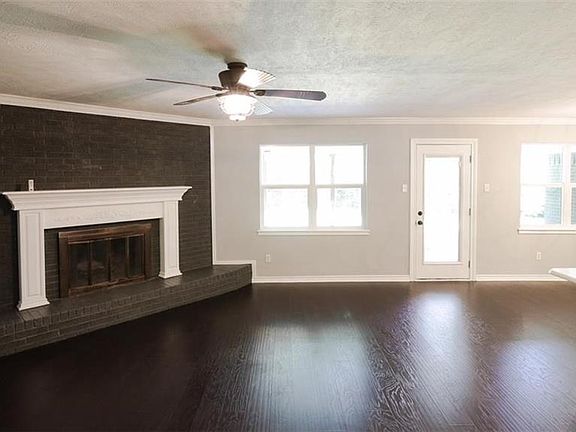 4th image of 6240 Trail Lake Dr