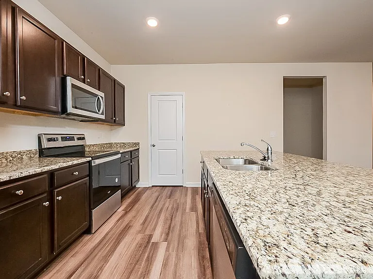441 Culloden Moor Dr — Photo 7