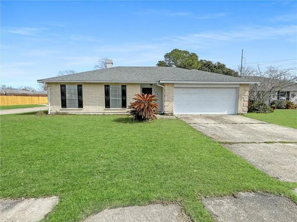 1201 Londonberry Ct, Slidell, LA 70461